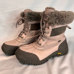 UGG Adirondack III Waterproof Leather Suede Sheepskin Snow Boots Size 8.5 Used